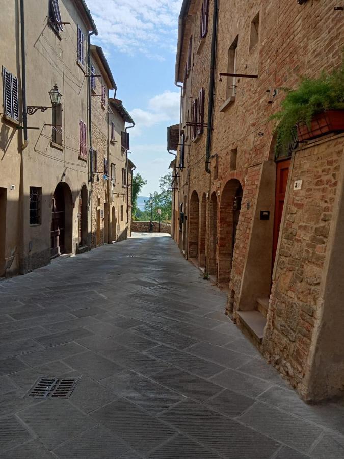 Affittacamere Il Bastione 27 Volterra Bagian luar foto