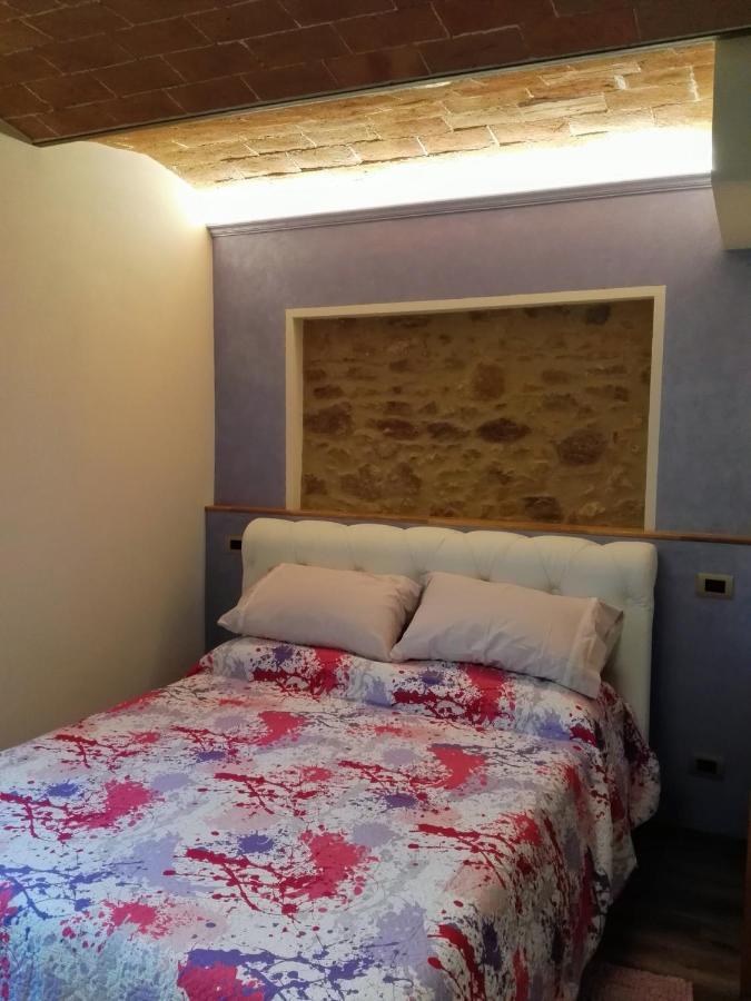 Affittacamere Il Bastione 27 Volterra Bagian luar foto