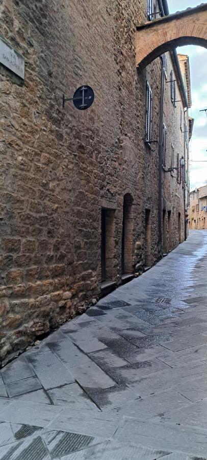 Affittacamere Il Bastione 27 Volterra Bagian luar foto