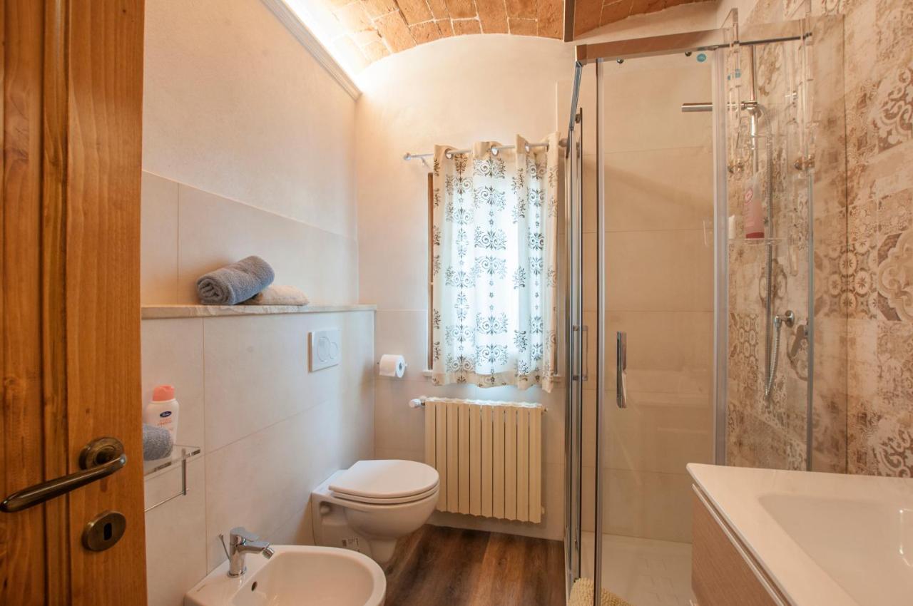 Affittacamere Il Bastione 27 Volterra Bagian luar foto
